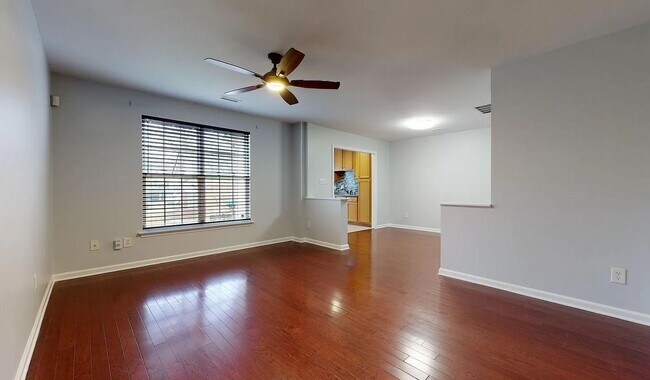 Building Photo - 9806 Blackwell Dr