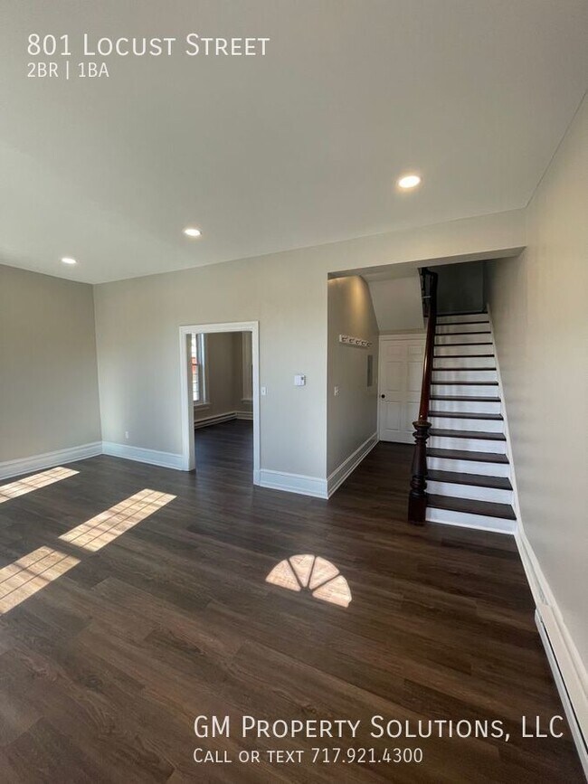 Building Photo - Stunning Newly Renovated Townhome in Colum...