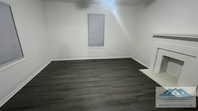 Foto del edificio - 233 N Royal Ave