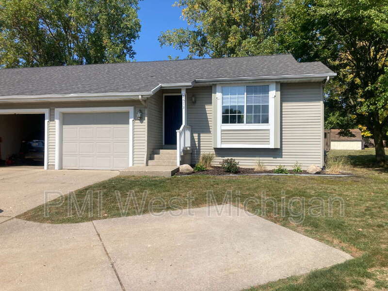 Primary Photo - 2673 Woodmeadow Dr SE