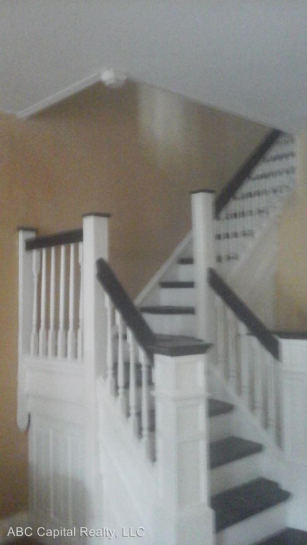 Building Photo - 1222 N 56th St