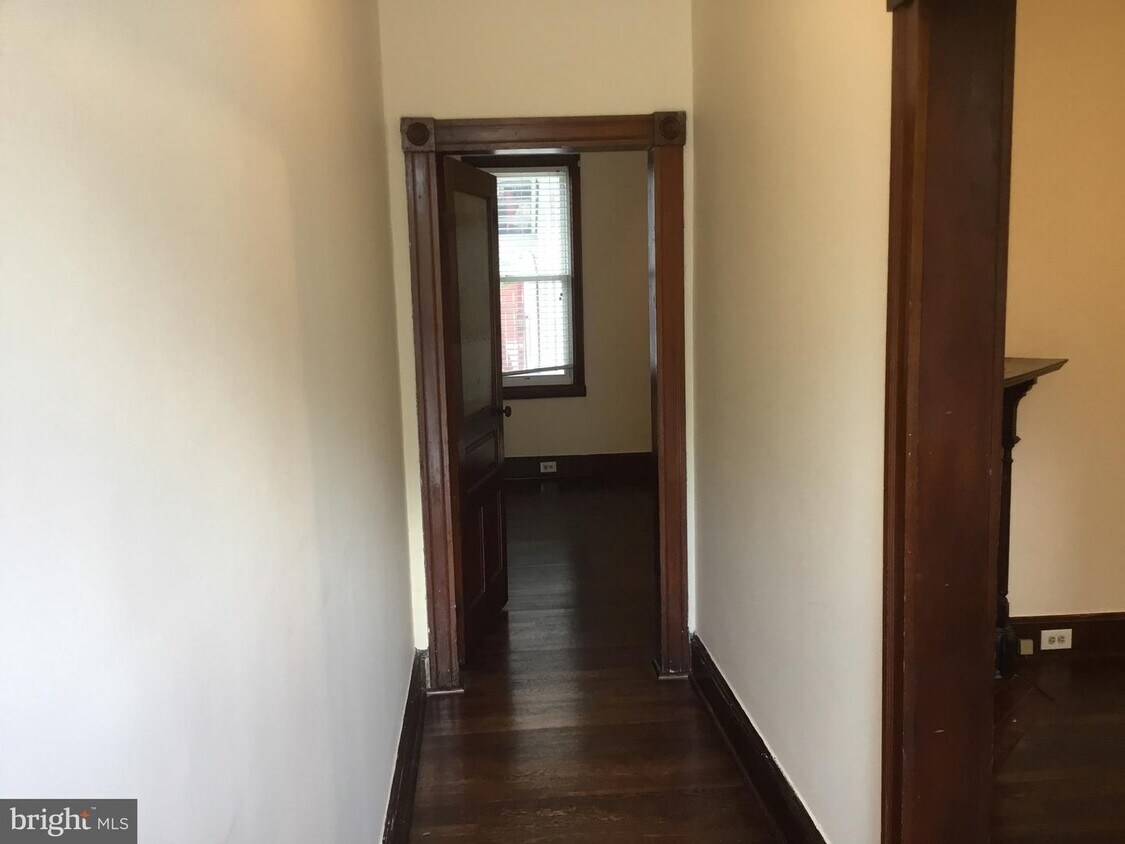 Primary Photo - 416 W Patrick St