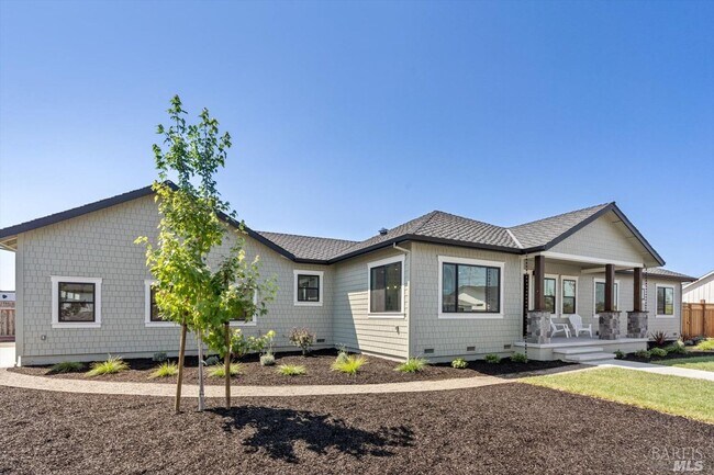 Foto del edificio - Beautiful 3 Bed 2.5 Bath Home in Larkfield Wikiup Neighborhood $5,000 per month!