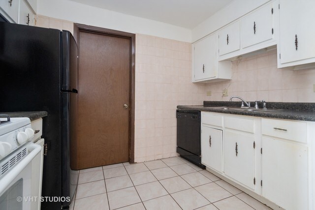 Building Photo - 5775 Madrid Ct