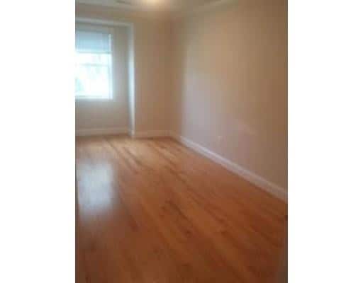 Building Photo - 277 Pawtucket St
