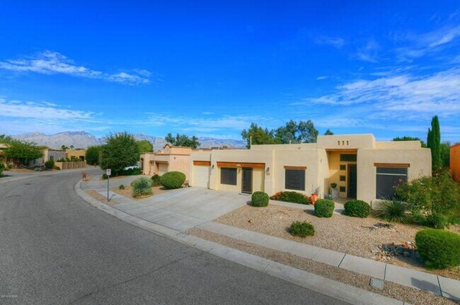 Foto del edificio - 5 Bedroom 3 Bathroom