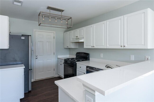 Foto del edificio - 3690 Manor Ct SW