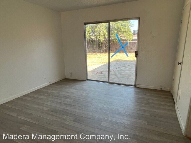 Building Photo - 4 br, 2 bath House - 2813 E. Norwich