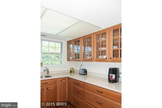 Foto del edificio - 12104 Green Leaf Ct