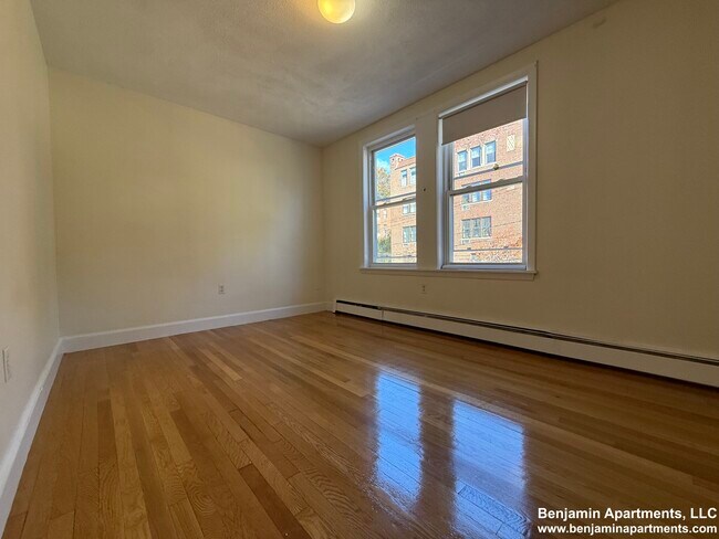 Foto del edificio - 316 Tappan St