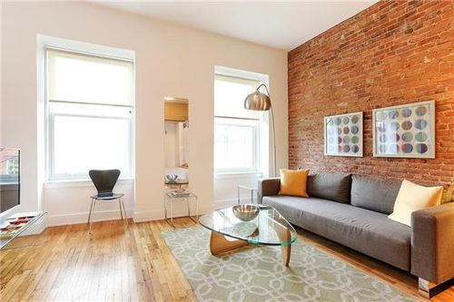 Primary Photo - 421 W 22nd St