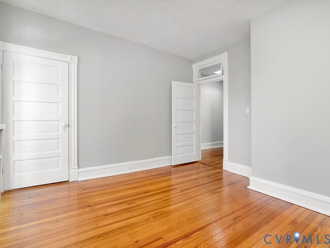 Foto del edificio - 117 N Vine St