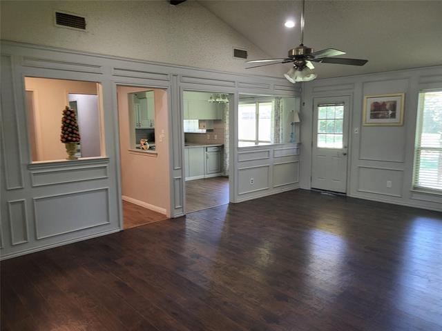 Foto del edificio - 1106 Meadowview Dr