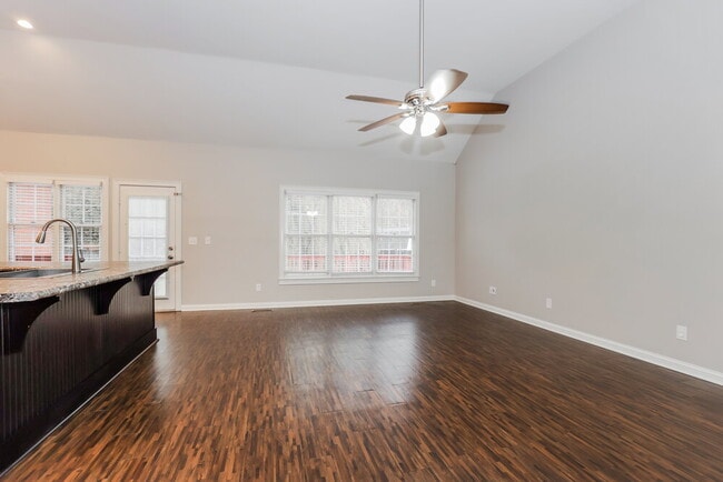 Building Photo - 2414 Amber Glen Dr