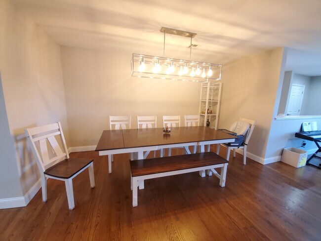 Foto del edificio - 467 Somerville Ave