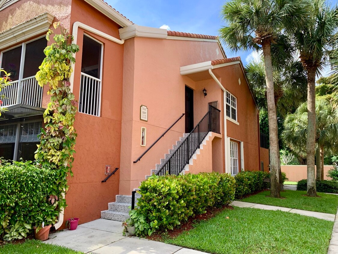 3207 Clint Moore Rd Unit 107, Boca Raton, FL 33496 Condo for Rent in