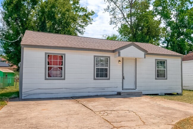 Foto del edificio - 6823 Goforth St