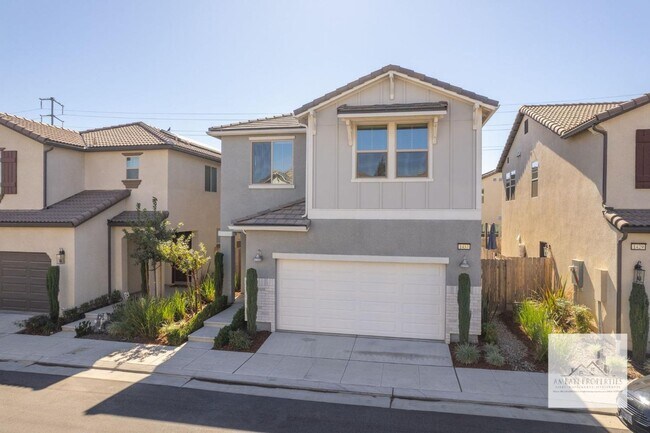 Foto del edificio - Stunning Granville Home in Copper River Canvas Gated Community!
