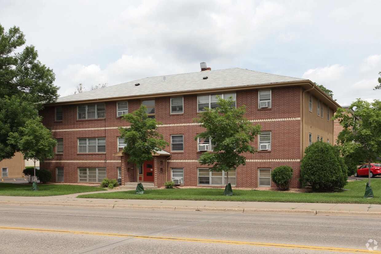 300312 65th St W, Richfield, MN 55423 Apartments in Richfield, MN