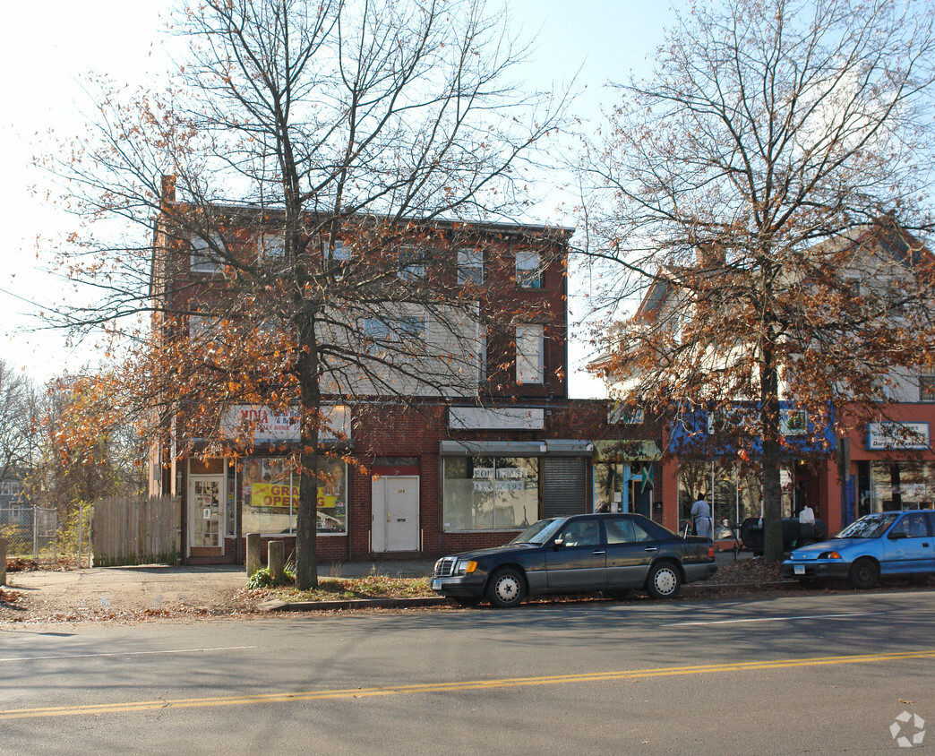 Building Photo - 366 Whalley Ave