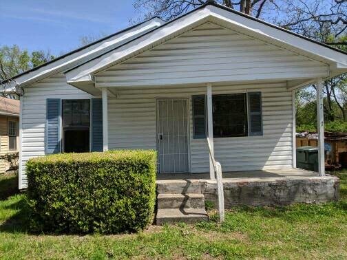 Primary Photo - 1707 Wilcox Blvd