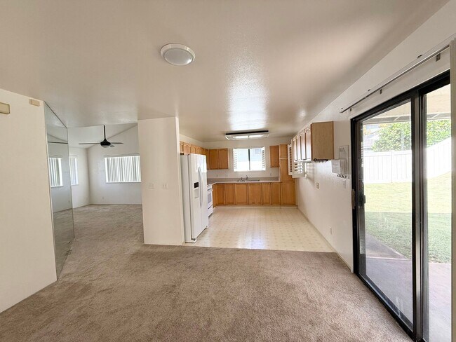 Foto del edificio - Mililani Mauka - Island Bungalows 3 bedroom 2.5 bath w/enclosed garage single family house