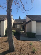 Building Photo - 10402 Boulder Ct