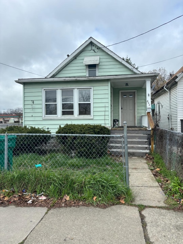 822819 19th St, Niagara Falls, NY 14301 House Rental in Niagara