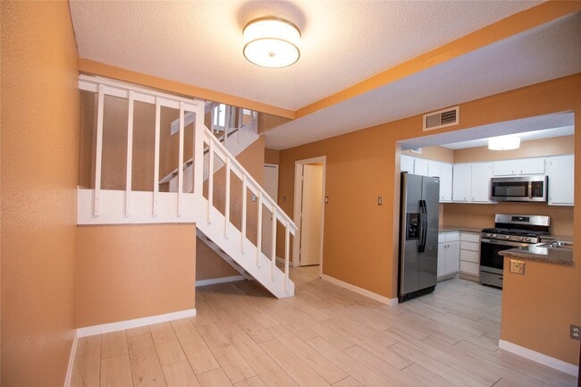 Building Photo - 3162 Windchase Blvd