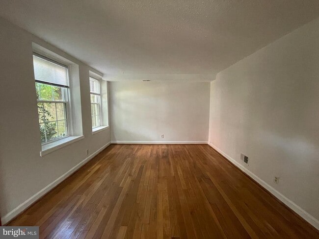 Foto del edificio - 2927 S Dinwiddie St