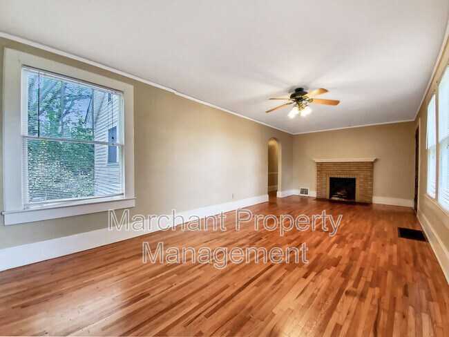 Building Photo - 27 Langley Dr