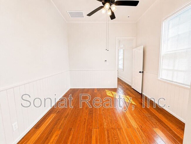 Foto del edificio - 2508-10 Freret St.