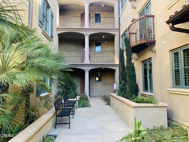 Foto del edificio - 168 S Sierra Madre Blvd