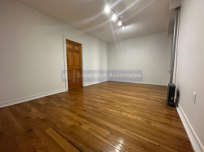 Foto del edificio - 112 Haven Ave