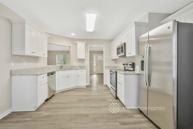 Foto del edificio - 126 Legacy Park Ln