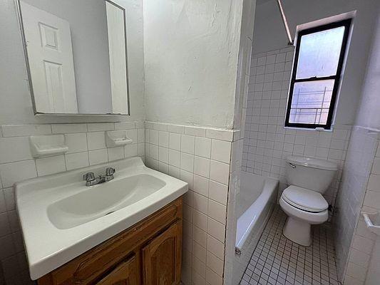 Building Photo - 1 bedroom in BRONX NY 10456