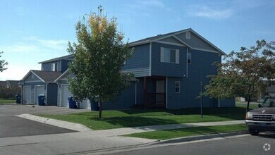 Building Photo - 2490 Wheeler Dr