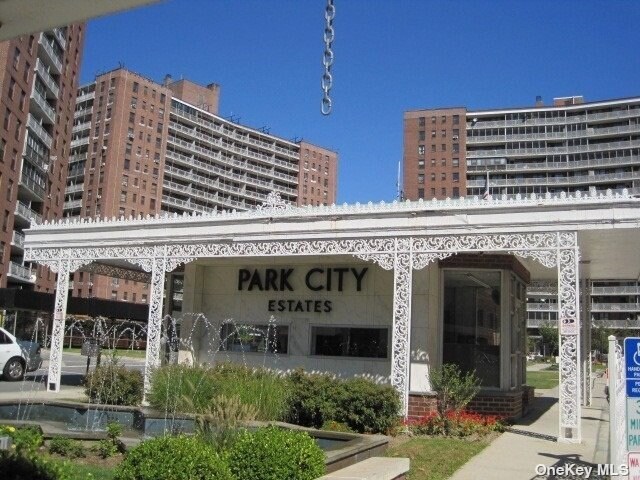 Foto del edificio - 61-15 98th St