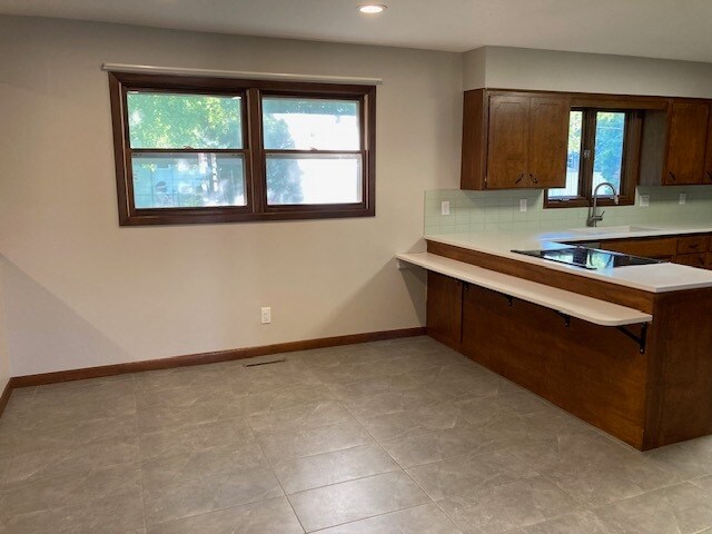 Foto del edificio - 4202 Central Ave