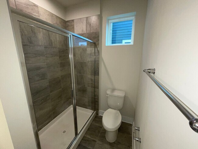 Foto del edificio - Beautiful Three Story Townhouse in Aria at the Park!