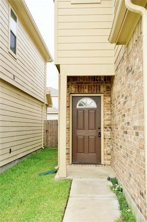 Foto del edificio - 6715 Honey Harvest Ln