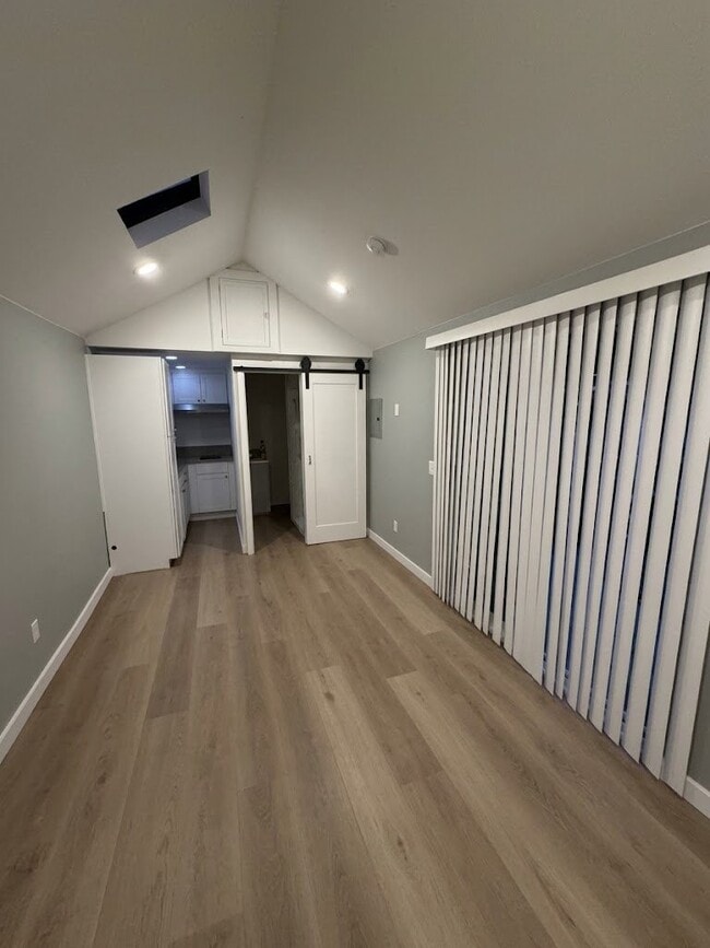 Building Photo - 3844 Teak St