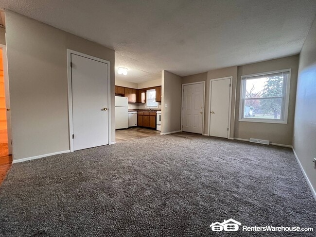 Foto del edificio - 802 Hartford Ave