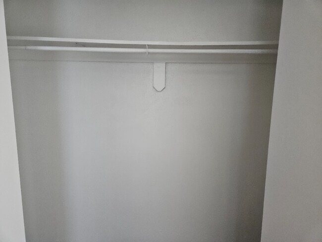 Foto del edificio - 4008 Towngate Blvd