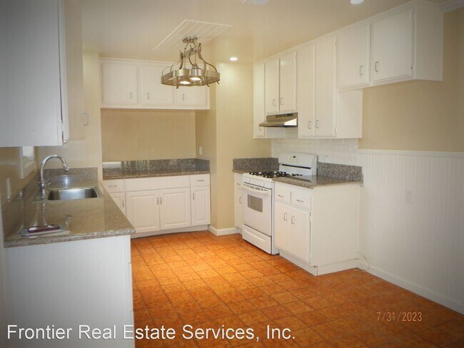 Building Photo - 4 br, 2 bath House - 21321 Santa Barbara D...