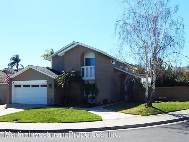 Primary Photo - 4 br, 3 bath House - 21715 Santa Pola