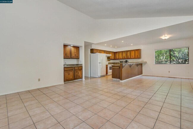 Foto del edificio - 332 Downham Ct