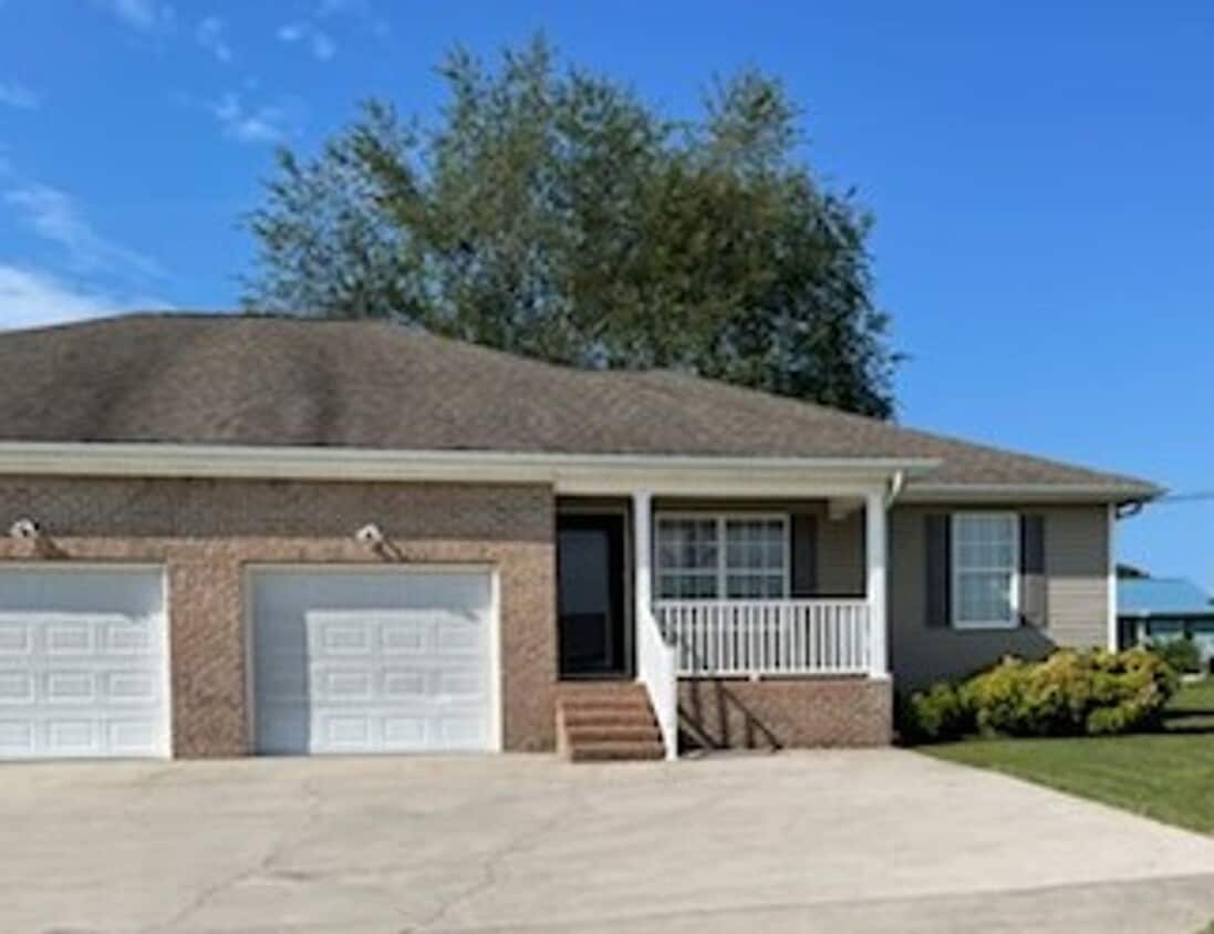 Foto principal - Duplex with garage