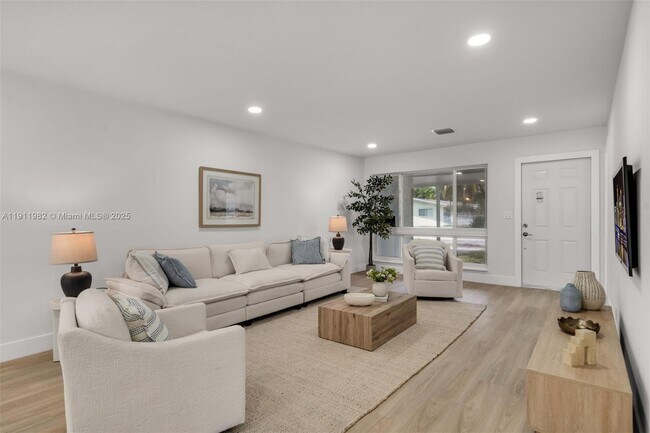 Foto del edificio - 3920 Hayes St