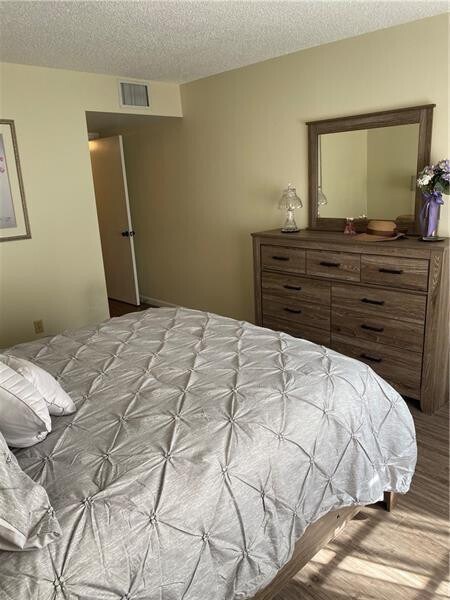 Foto del edificio - 175 SE St Lucie Blvd